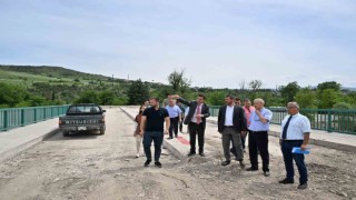 Başkan Çetinkaya Araç Çayında incelemelerde bulundu