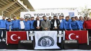 Başkan Günelden Kuşadasıspor taraftarına getirilen yasakla ilgili açıklama