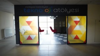 Başkan Palancıoğlundan çocuklara teknoloji atölyesi hizmeti