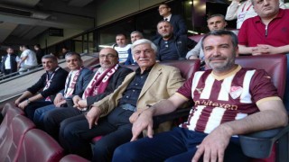 Başkan Şerifoğulları: “Rahat olun eli boş dönmüyoruz”