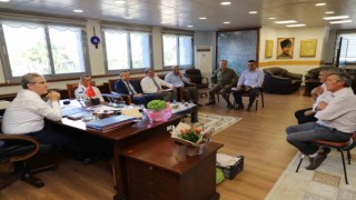 Başkan Tetik, Halk Gününde vatandaşın sorunlarını dinledi