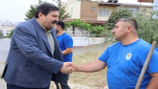 Başkan Yıldız, 1 Mayısta sahada çalışan işçileri ziyaret etti