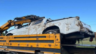 Başkentte pikap dereye uçtu: 1 ölü, 3 yaralı