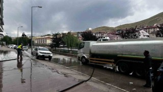 Bayburt Belediyesinin temizlik paylaşımına vatandaş yorumu: “Harcanan su israfını Allah affetsin”