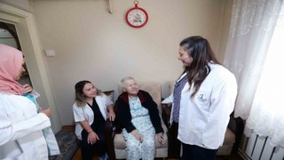 Bayraklıda vatandaşlara ücretsiz sağlık hizmeti