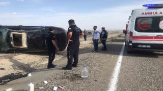 Belediye meclis üyeleri kaza yaptı: 4 yaralı
