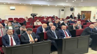 Belediye meclisinde 5 madde komisyona gönderildi