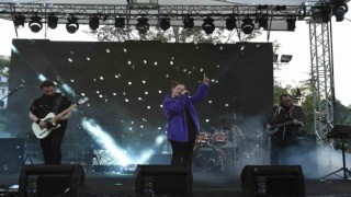Beşiktaş Gençlik Festivali Konserlerinde Gross Grubu ve Paptircem sahne aldı