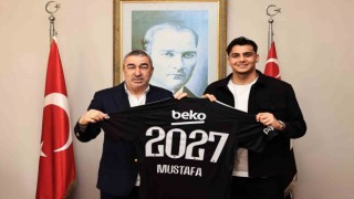 Beşiktaş, Mustafa Erhan Hekimoğlunun sözleşmesini yeniledi