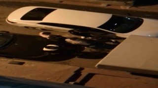 Beyoğlunda 15 yaşındaki ehliyetsiz sürücü polise yakalanınca ortalık karıştı: Polis havaya ateş açtı