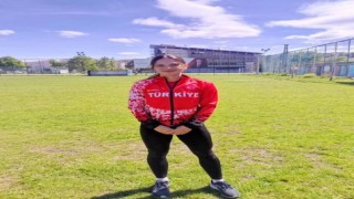 Bilecikli milli sporcu Mısırda Türkiyeyi temsil etmek için hazırlanıyor