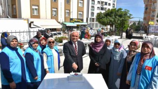 Bilecikte hayır çarşısı düzenlendi