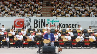 Bin Bağlama Bin Umut Konseri Gaziantep’te Büyük İlgi Gördü