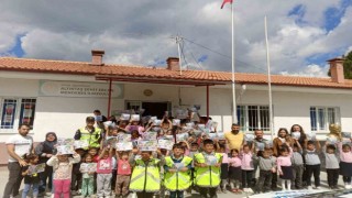 Bozdoğan İlçe Jandarma Komutanlığından öğrencilere trafik eğitimi