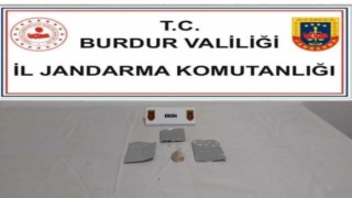 Burdurda jandarmanın kaçakçılık ve uyuşturucu operasyonlarında 7 şüpheli tutuklandı