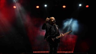 Bursada Haluk Levent söyledi, on binler eşlik etti