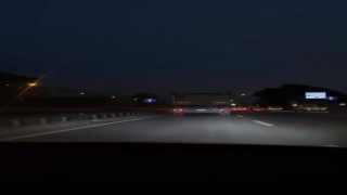 Bursada tır makas attı, otomobillere yol vermedi