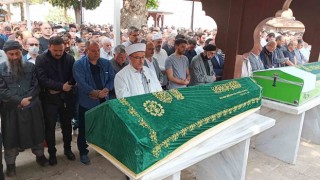 Bursayı şiirlerle anlatmıştı, 34 yıl görev yaptığı camidan uğurlandı