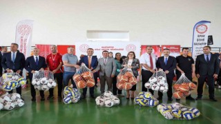 Büyükşehir okullara malzeme desteğini sürdürüyor