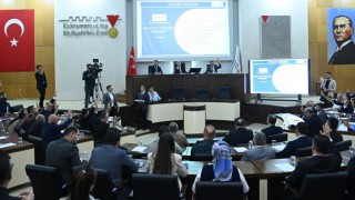Canlı Yayında Belediye Meclisi Toplantısı Gerçekleştirildi