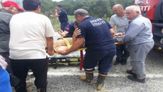 Çapa yaparken ayağını makineye kaptıran adamı itfaiye kurtardı
