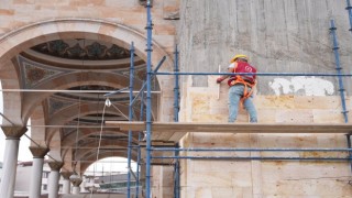 Cedidiye camisinin minareleri şekilleniyor