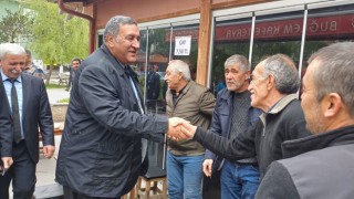 CHP Heyeti Pınarbaşı'nda Yerel Seçim Hazırlıklarını Sürdürdü