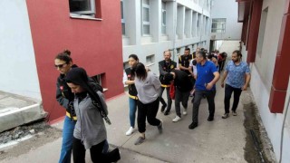Çıplak fotoğraf şantajı ve ürün satma vaadiyle dolandırıcılığa 18 tutuklama