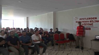 Cizrede öğretmenlere afet bilinci eğitimi