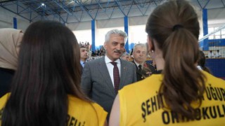 Çocukları tehdit eden tehlike 3T: Validen dijital bağımlısı olmayın, spor yapın çağrısı