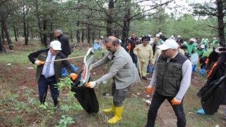 Çorum Valisi Dağlı: “Ormanlık alanlarda piknik yapmayalım, ateş yakmayalım, ormanlarımızı koruyalım”