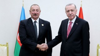 Cumhurbaşkanı Erdoğan, Azerbaycan’ın Kuruluşunu Kutladı