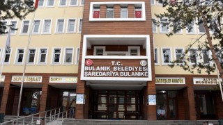 DEM Partili Bulanık Belediyesi 19 işçinin görevine son verdi