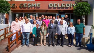 Deniz Yücelden Başkan Denizliye: “Çeşme sizinle daha güze olacak”