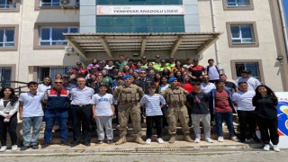 Didimde jandarmadan öğrencilere tanıtım
