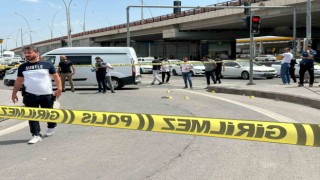 Diyarbakırda bir avukat, tartıştığı eski eşinin yakınını silahla yaraladı