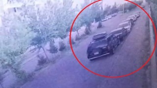 Diyarbakırda çocuk sürücüler, ciple 4 otomobile çarptıktan sonra kaçtı