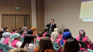 Diyarbakırda kadın tekstil çalışanlarına kanserde erken teşhisin önem anlatıldı