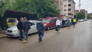 Drift atarken başka bir araca çarpıyordu
