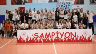 Eczacıbaşı Yıldız Kız Takımı Türkiye şampiyonu oldu