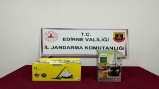 Edirnede gümrük kaçağı elektrikli süpürge ve meyve sıkacağı ele geçirildi