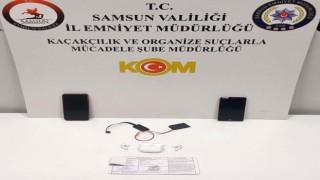 Ehliyet sınavına düzenekle giren kadın yakalandı