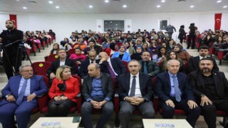 Elazığda ‘Bilişim Çağında Dezenformasyon konferansı gerçekleşti