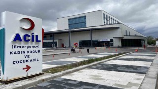 Elektrik akımına kapılan 6 yaşındaki çocuk düşerek kafasını zemine çarptı