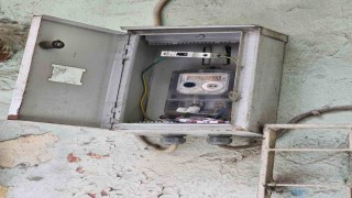 Elektrik panosunda kırmızı reçeteli uyuşturucu hap çıktı