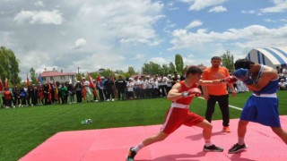 Eleşkirt ‘te 19 Mayıs coşkuyla Kutlandı