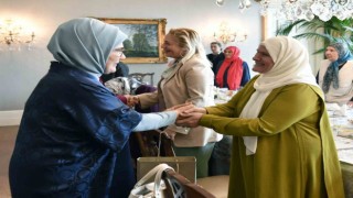 Emine Erdoğan, Anneler Günü vesilesiyle Devlet Konukevinde anneleri ağırladı: