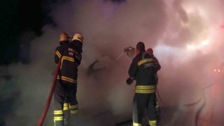 Erzincanda 1 kişi yanan araçta can verdi