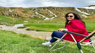 Erzincanda Konarlı Şelalesi doğal güzelliğiyle ziyaretçilerini bekliyor