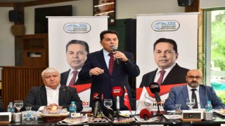 Esenyurt Belediye Başkanı Özer, yerel basın mensuplarıyla bir araya geldi